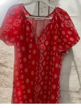 Red Geo-Print Flutter Sleeve Blouse by